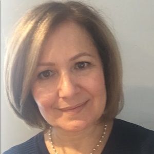 Meet your Posher, Ana